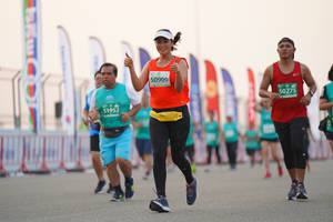 BIB: 50909, 50275, 1952
                            <button type="button" onclick="openModal(10556840)" class="btn btn-primary btn-sm float-right btn-popup" data-toggle="modal" data-target=".modal-high-quality">
                        <i class="fas fa-shopping-cart"></i> Add to Cart
                    </button>
                                            <button type="button" onclick="isThisMe(10556840, true)" class="btn btn-success btn-sm float-right btn-popup btn-isme hidden" data-toggle="tooltip" data-placement="bottom" title="นี่คือรูปของคุณใช่ไหม คลิกที่นี่เพื่อเอาเข้าอัลบั้ม">
                        <i class="fas fa-plus"></i> Add to album
                    </button>
                    <button type="button" onclick="isThisMe(10556840, false)" class="btn btn-warning btn-sm float-right btn-popup btn-isnotme hidden">
                        <i class="fas fa-ban"></i> Remove from album
                    </button>