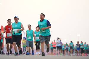 BIB: 52652
                            <button type="button" onclick="openModal(10556407)" class="btn btn-primary btn-sm float-right btn-popup" data-toggle="modal" data-target=".modal-high-quality">
                        <i class="fas fa-shopping-cart"></i> Add to Cart
                    </button>
                                            <button type="button" onclick="isThisMe(10556407, true)" class="btn btn-success btn-sm float-right btn-popup btn-isme hidden" data-toggle="tooltip" data-placement="bottom" title="นี่คือรูปของคุณใช่ไหม คลิกที่นี่เพื่อเอาเข้าอัลบั้ม">
                        <i class="fas fa-plus"></i> Add to album
                    </button>
                    <button type="button" onclick="isThisMe(10556407, false)" class="btn btn-warning btn-sm float-right btn-popup btn-isnotme hidden">
                        <i class="fas fa-ban"></i> Remove from album
                    </button>