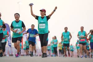 BIB: 50809
                            <button type="button" onclick="openModal(10556919)" class="btn btn-primary btn-sm float-right btn-popup" data-toggle="modal" data-target=".modal-high-quality">
                        <i class="fas fa-shopping-cart"></i> Add to Cart
                    </button>
                                            <button type="button" onclick="isThisMe(10556919, true)" class="btn btn-success btn-sm float-right btn-popup btn-isme hidden" data-toggle="tooltip" data-placement="bottom" title="นี่คือรูปของคุณใช่ไหม คลิกที่นี่เพื่อเอาเข้าอัลบั้ม">
                        <i class="fas fa-plus"></i> Add to album
                    </button>
                    <button type="button" onclick="isThisMe(10556919, false)" class="btn btn-warning btn-sm float-right btn-popup btn-isnotme hidden">
                        <i class="fas fa-ban"></i> Remove from album
                    </button>