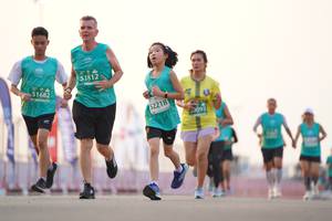 BIB: 51812, 51682, 52218, 093
                            <button type="button" onclick="openModal(10554721)" class="btn btn-primary btn-sm float-right btn-popup" data-toggle="modal" data-target=".modal-high-quality">
                        <i class="fas fa-shopping-cart"></i> Add to Cart
                    </button>
                                            <button type="button" onclick="isThisMe(10554721, true)" class="btn btn-success btn-sm float-right btn-popup btn-isme hidden" data-toggle="tooltip" data-placement="bottom" title="นี่คือรูปของคุณใช่ไหม คลิกที่นี่เพื่อเอาเข้าอัลบั้ม">
                        <i class="fas fa-plus"></i> Add to album
                    </button>
                    <button type="button" onclick="isThisMe(10554721, false)" class="btn btn-warning btn-sm float-right btn-popup btn-isnotme hidden">
                        <i class="fas fa-ban"></i> Remove from album
                    </button>