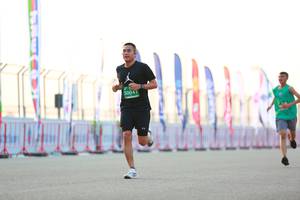 BIB: 50041
                            <button type="button" onclick="openModal(10553415)" class="btn btn-primary btn-sm float-right btn-popup" data-toggle="modal" data-target=".modal-high-quality">
                        <i class="fas fa-shopping-cart"></i> Add to Cart
                    </button>
                                            <button type="button" onclick="isThisMe(10553415, true)" class="btn btn-success btn-sm float-right btn-popup btn-isme hidden" data-toggle="tooltip" data-placement="bottom" title="นี่คือรูปของคุณใช่ไหม คลิกที่นี่เพื่อเอาเข้าอัลบั้ม">
                        <i class="fas fa-plus"></i> Add to album
                    </button>
                    <button type="button" onclick="isThisMe(10553415, false)" class="btn btn-warning btn-sm float-right btn-popup btn-isnotme hidden">
                        <i class="fas fa-ban"></i> Remove from album
                    </button>