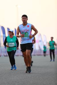 BIB: 410, 50942
                            <button type="button" onclick="openModal(10554113)" class="btn btn-primary btn-sm float-right btn-popup" data-toggle="modal" data-target=".modal-high-quality">
                        <i class="fas fa-shopping-cart"></i> Add to Cart
                    </button>
                                            <button type="button" onclick="isThisMe(10554113, true)" class="btn btn-success btn-sm float-right btn-popup btn-isme hidden" data-toggle="tooltip" data-placement="bottom" title="นี่คือรูปของคุณใช่ไหม คลิกที่นี่เพื่อเอาเข้าอัลบั้ม">
                        <i class="fas fa-plus"></i> Add to album
                    </button>
                    <button type="button" onclick="isThisMe(10554113, false)" class="btn btn-warning btn-sm float-right btn-popup btn-isnotme hidden">
                        <i class="fas fa-ban"></i> Remove from album
                    </button>