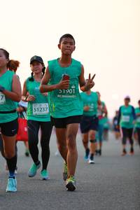 BIB: 901, 51237
                            <button type="button" onclick="openModal(10554255)" class="btn btn-primary btn-sm float-right btn-popup" data-toggle="modal" data-target=".modal-high-quality">
                        <i class="fas fa-shopping-cart"></i> Add to Cart
                    </button>
                                            <button type="button" onclick="isThisMe(10554255, true)" class="btn btn-success btn-sm float-right btn-popup btn-isme hidden" data-toggle="tooltip" data-placement="bottom" title="นี่คือรูปของคุณใช่ไหม คลิกที่นี่เพื่อเอาเข้าอัลบั้ม">
                        <i class="fas fa-plus"></i> Add to album
                    </button>
                    <button type="button" onclick="isThisMe(10554255, false)" class="btn btn-warning btn-sm float-right btn-popup btn-isnotme hidden">
                        <i class="fas fa-ban"></i> Remove from album
                    </button>