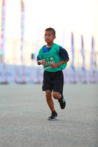 BIB: 0166
                            <button type="button" onclick="openModal(10553481)" class="btn btn-primary btn-sm float-right btn-popup" data-toggle="modal" data-target=".modal-high-quality">
                        <i class="fas fa-shopping-cart"></i> Add to Cart
                    </button>
                                            <button type="button" onclick="isThisMe(10553481, true)" class="btn btn-success btn-sm float-right btn-popup btn-isme hidden" data-toggle="tooltip" data-placement="bottom" title="นี่คือรูปของคุณใช่ไหม คลิกที่นี่เพื่อเอาเข้าอัลบั้ม">
                        <i class="fas fa-plus"></i> Add to album
                    </button>
                    <button type="button" onclick="isThisMe(10553481, false)" class="btn btn-warning btn-sm float-right btn-popup btn-isnotme hidden">
                        <i class="fas fa-ban"></i> Remove from album
                    </button>