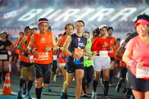 BIB: 20798, 24200, 26068, 2956, 
                            <button type="button" onclick="openModal(11424414)" class="btn btn-primary btn-sm float-right btn-popup" data-toggle="modal" data-target=".modal-high-quality">
                        <i class="fas fa-shopping-cart"></i> Add to Cart
                    </button>
                                            <button type="button" onclick="isThisMe(11424414, true)" class="btn btn-success btn-sm float-right btn-popup btn-isme hidden" data-toggle="tooltip" data-placement="bottom" title="นี่คือรูปของคุณใช่ไหม คลิกที่นี่เพื่อเอาเข้าอัลบั้ม">
                        <i class="fas fa-plus"></i> Add to album
                    </button>
                    <button type="button" onclick="isThisMe(11424414, false)" class="btn btn-warning btn-sm float-right btn-popup btn-isnotme hidden">
                        <i class="fas fa-ban"></i> Remove from album
                    </button>