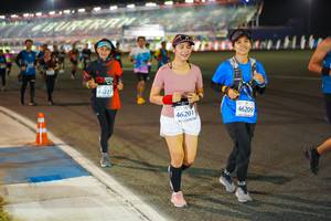 BIB: 4227, 46209, 46201
                            <button type="button" onclick="openModal(11595973)" class="btn btn-primary btn-sm float-right btn-popup" data-toggle="modal" data-target=".modal-high-quality">
                        <i class="fas fa-shopping-cart"></i> Add to Cart
                    </button>
                                            <button type="button" onclick="isThisMe(11595973, true)" class="btn btn-success btn-sm float-right btn-popup btn-isme hidden" data-toggle="tooltip" data-placement="bottom" title="นี่คือรูปของคุณใช่ไหม คลิกที่นี่เพื่อเอาเข้าอัลบั้ม">
                        <i class="fas fa-plus"></i> Add to album
                    </button>
                    <button type="button" onclick="isThisMe(11595973, false)" class="btn btn-warning btn-sm float-right btn-popup btn-isnotme hidden">
                        <i class="fas fa-ban"></i> Remove from album
                    </button>