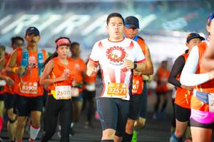 BIB: 22571, 83909, 23071
                            <button type="button" onclick="openModal(11424182)" class="btn btn-primary btn-sm float-right btn-popup" data-toggle="modal" data-target=".modal-high-quality">
                        <i class="fas fa-shopping-cart"></i> Add to Cart
                    </button>
                                            <button type="button" onclick="isThisMe(11424182, true)" class="btn btn-success btn-sm float-right btn-popup btn-isme hidden" data-toggle="tooltip" data-placement="bottom" title="นี่คือรูปของคุณใช่ไหม คลิกที่นี่เพื่อเอาเข้าอัลบั้ม">
                        <i class="fas fa-plus"></i> Add to album
                    </button>
                    <button type="button" onclick="isThisMe(11424182, false)" class="btn btn-warning btn-sm float-right btn-popup btn-isnotme hidden">
                        <i class="fas fa-ban"></i> Remove from album
                    </button>