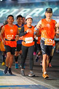 BIB: 20564, 24022, 25655
                            <button type="button" onclick="openModal(11422118)" class="btn btn-primary btn-sm float-right btn-popup" data-toggle="modal" data-target=".modal-high-quality">
                        <i class="fas fa-shopping-cart"></i> Add to Cart
                    </button>
                                            <button type="button" onclick="isThisMe(11422118, true)" class="btn btn-success btn-sm float-right btn-popup btn-isme hidden" data-toggle="tooltip" data-placement="bottom" title="นี่คือรูปของคุณใช่ไหม คลิกที่นี่เพื่อเอาเข้าอัลบั้ม">
                        <i class="fas fa-plus"></i> Add to album
                    </button>
                    <button type="button" onclick="isThisMe(11422118, false)" class="btn btn-warning btn-sm float-right btn-popup btn-isnotme hidden">
                        <i class="fas fa-ban"></i> Remove from album
                    </button>
