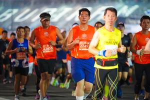 BIB: 2749, 22655, 26020
                            <button type="button" onclick="openModal(11428453)" class="btn btn-primary btn-sm float-right btn-popup" data-toggle="modal" data-target=".modal-high-quality">
                        <i class="fas fa-shopping-cart"></i> Add to Cart
                    </button>
                                            <button type="button" onclick="isThisMe(11428453, true)" class="btn btn-success btn-sm float-right btn-popup btn-isme hidden" data-toggle="tooltip" data-placement="bottom" title="นี่คือรูปของคุณใช่ไหม คลิกที่นี่เพื่อเอาเข้าอัลบั้ม">
                        <i class="fas fa-plus"></i> Add to album
                    </button>
                    <button type="button" onclick="isThisMe(11428453, false)" class="btn btn-warning btn-sm float-right btn-popup btn-isnotme hidden">
                        <i class="fas fa-ban"></i> Remove from album
                    </button>
