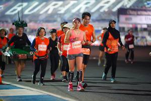 BIB: 24086, 1296, 29682, 2151, 21337, 27315
                            <button type="button" onclick="openModal(11493489)" class="btn btn-primary btn-sm float-right btn-popup" data-toggle="modal" data-target=".modal-high-quality">
                        <i class="fas fa-shopping-cart"></i> Add to Cart
                    </button>
                                            <button type="button" onclick="isThisMe(11493489, true)" class="btn btn-success btn-sm float-right btn-popup btn-isme hidden" data-toggle="tooltip" data-placement="bottom" title="นี่คือรูปของคุณใช่ไหม คลิกที่นี่เพื่อเอาเข้าอัลบั้ม">
                        <i class="fas fa-plus"></i> Add to album
                    </button>
                    <button type="button" onclick="isThisMe(11493489, false)" class="btn btn-warning btn-sm float-right btn-popup btn-isnotme hidden">
                        <i class="fas fa-ban"></i> Remove from album
                    </button>