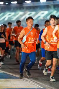 BIB: 22282, 20768, 231
                            <button type="button" onclick="openModal(11549942)" class="btn btn-primary btn-sm float-right btn-popup" data-toggle="modal" data-target=".modal-high-quality">
                        <i class="fas fa-shopping-cart"></i> Add to Cart
                    </button>
                                            <button type="button" onclick="isThisMe(11549942, true)" class="btn btn-success btn-sm float-right btn-popup btn-isme hidden" data-toggle="tooltip" data-placement="bottom" title="นี่คือรูปของคุณใช่ไหม คลิกที่นี่เพื่อเอาเข้าอัลบั้ม">
                        <i class="fas fa-plus"></i> Add to album
                    </button>
                    <button type="button" onclick="isThisMe(11549942, false)" class="btn btn-warning btn-sm float-right btn-popup btn-isnotme hidden">
                        <i class="fas fa-ban"></i> Remove from album
                    </button>