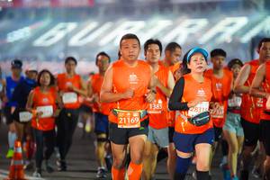 BIB: 1385, 28315, 21169, 
                            <button type="button" onclick="openModal(11426113)" class="btn btn-primary btn-sm float-right btn-popup" data-toggle="modal" data-target=".modal-high-quality">
                        <i class="fas fa-shopping-cart"></i> Add to Cart
                    </button>
                                            <button type="button" onclick="isThisMe(11426113, true)" class="btn btn-success btn-sm float-right btn-popup btn-isme hidden" data-toggle="tooltip" data-placement="bottom" title="นี่คือรูปของคุณใช่ไหม คลิกที่นี่เพื่อเอาเข้าอัลบั้ม">
                        <i class="fas fa-plus"></i> Add to album
                    </button>
                    <button type="button" onclick="isThisMe(11426113, false)" class="btn btn-warning btn-sm float-right btn-popup btn-isnotme hidden">
                        <i class="fas fa-ban"></i> Remove from album
                    </button>