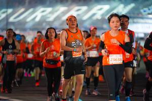 BIB: 20070, 2183, 080, 23638
                            <button type="button" onclick="openModal(11437254)" class="btn btn-primary btn-sm float-right btn-popup" data-toggle="modal" data-target=".modal-high-quality">
                        <i class="fas fa-shopping-cart"></i> Add to Cart
                    </button>
                                            <button type="button" onclick="isThisMe(11437254, true)" class="btn btn-success btn-sm float-right btn-popup btn-isme hidden" data-toggle="tooltip" data-placement="bottom" title="นี่คือรูปของคุณใช่ไหม คลิกที่นี่เพื่อเอาเข้าอัลบั้ม">
                        <i class="fas fa-plus"></i> Add to album
                    </button>
                    <button type="button" onclick="isThisMe(11437254, false)" class="btn btn-warning btn-sm float-right btn-popup btn-isnotme hidden">
                        <i class="fas fa-ban"></i> Remove from album
                    </button>