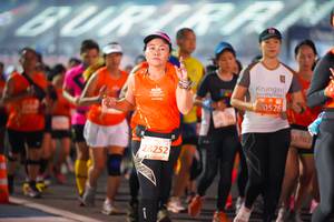 BIB: 0526, 3702, 28252
                            <button type="button" onclick="openModal(11430353)" class="btn btn-primary btn-sm float-right btn-popup" data-toggle="modal" data-target=".modal-high-quality">
                        <i class="fas fa-shopping-cart"></i> Add to Cart
                    </button>
                                            <button type="button" onclick="isThisMe(11430353, true)" class="btn btn-success btn-sm float-right btn-popup btn-isme hidden" data-toggle="tooltip" data-placement="bottom" title="นี่คือรูปของคุณใช่ไหม คลิกที่นี่เพื่อเอาเข้าอัลบั้ม">
                        <i class="fas fa-plus"></i> Add to album
                    </button>
                    <button type="button" onclick="isThisMe(11430353, false)" class="btn btn-warning btn-sm float-right btn-popup btn-isnotme hidden">
                        <i class="fas fa-ban"></i> Remove from album
                    </button>