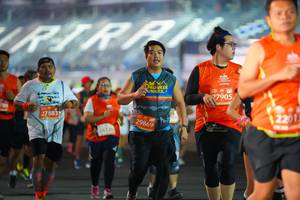 BIB: 27905, 27883, 12201, 29869, 25120, 
                            <button type="button" onclick="openModal(11445841)" class="btn btn-primary btn-sm float-right btn-popup" data-toggle="modal" data-target=".modal-high-quality">
                        <i class="fas fa-shopping-cart"></i> Add to Cart
                    </button>
                                            <button type="button" onclick="isThisMe(11445841, true)" class="btn btn-success btn-sm float-right btn-popup btn-isme hidden" data-toggle="tooltip" data-placement="bottom" title="นี่คือรูปของคุณใช่ไหม คลิกที่นี่เพื่อเอาเข้าอัลบั้ม">
                        <i class="fas fa-plus"></i> Add to album
                    </button>
                    <button type="button" onclick="isThisMe(11445841, false)" class="btn btn-warning btn-sm float-right btn-popup btn-isnotme hidden">
                        <i class="fas fa-ban"></i> Remove from album
                    </button>