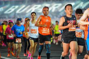 BIB: 25888, 20128, 26031, 27632
                            <button type="button" onclick="openModal(11544028)" class="btn btn-primary btn-sm float-right btn-popup" data-toggle="modal" data-target=".modal-high-quality">
                        <i class="fas fa-shopping-cart"></i> Add to Cart
                    </button>
                                            <button type="button" onclick="isThisMe(11544028, true)" class="btn btn-success btn-sm float-right btn-popup btn-isme hidden" data-toggle="tooltip" data-placement="bottom" title="นี่คือรูปของคุณใช่ไหม คลิกที่นี่เพื่อเอาเข้าอัลบั้ม">
                        <i class="fas fa-plus"></i> Add to album
                    </button>
                    <button type="button" onclick="isThisMe(11544028, false)" class="btn btn-warning btn-sm float-right btn-popup btn-isnotme hidden">
                        <i class="fas fa-ban"></i> Remove from album
                    </button>