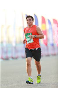 BIB: 520, 52941
                            <button type="button" onclick="openModal(10553920)" class="btn btn-primary btn-sm float-right btn-popup" data-toggle="modal" data-target=".modal-high-quality">
                        <i class="fas fa-shopping-cart"></i> Add to Cart
                    </button>
                                            <button type="button" onclick="isThisMe(10553920, true)" class="btn btn-success btn-sm float-right btn-popup btn-isme hidden" data-toggle="tooltip" data-placement="bottom" title="นี่คือรูปของคุณใช่ไหม คลิกที่นี่เพื่อเอาเข้าอัลบั้ม">
                        <i class="fas fa-plus"></i> Add to album
                    </button>
                    <button type="button" onclick="isThisMe(10553920, false)" class="btn btn-warning btn-sm float-right btn-popup btn-isnotme hidden">
                        <i class="fas fa-ban"></i> Remove from album
                    </button>