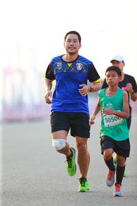 BIB: 50500
                            <button type="button" onclick="openModal(10554181)" class="btn btn-primary btn-sm float-right btn-popup" data-toggle="modal" data-target=".modal-high-quality">
                        <i class="fas fa-shopping-cart"></i> Add to Cart
                    </button>
                                            <button type="button" onclick="isThisMe(10554181, true)" class="btn btn-success btn-sm float-right btn-popup btn-isme hidden" data-toggle="tooltip" data-placement="bottom" title="นี่คือรูปของคุณใช่ไหม คลิกที่นี่เพื่อเอาเข้าอัลบั้ม">
                        <i class="fas fa-plus"></i> Add to album
                    </button>
                    <button type="button" onclick="isThisMe(10554181, false)" class="btn btn-warning btn-sm float-right btn-popup btn-isnotme hidden">
                        <i class="fas fa-ban"></i> Remove from album
                    </button>