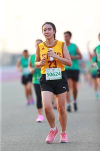 BIB: 50624
                            <button type="button" onclick="openModal(10555901)" class="btn btn-primary btn-sm float-right btn-popup" data-toggle="modal" data-target=".modal-high-quality">
                        <i class="fas fa-shopping-cart"></i> Add to Cart
                    </button>
                                            <button type="button" onclick="isThisMe(10555901, true)" class="btn btn-success btn-sm float-right btn-popup btn-isme hidden" data-toggle="tooltip" data-placement="bottom" title="นี่คือรูปของคุณใช่ไหม คลิกที่นี่เพื่อเอาเข้าอัลบั้ม">
                        <i class="fas fa-plus"></i> Add to album
                    </button>
                    <button type="button" onclick="isThisMe(10555901, false)" class="btn btn-warning btn-sm float-right btn-popup btn-isnotme hidden">
                        <i class="fas fa-ban"></i> Remove from album
                    </button>