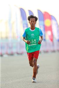 BIB: 1712
                            <button type="button" onclick="openModal(10553906)" class="btn btn-primary btn-sm float-right btn-popup" data-toggle="modal" data-target=".modal-high-quality">
                        <i class="fas fa-shopping-cart"></i> Add to Cart
                    </button>
                                            <button type="button" onclick="isThisMe(10553906, true)" class="btn btn-success btn-sm float-right btn-popup btn-isme hidden" data-toggle="tooltip" data-placement="bottom" title="นี่คือรูปของคุณใช่ไหม คลิกที่นี่เพื่อเอาเข้าอัลบั้ม">
                        <i class="fas fa-plus"></i> Add to album
                    </button>
                    <button type="button" onclick="isThisMe(10553906, false)" class="btn btn-warning btn-sm float-right btn-popup btn-isnotme hidden">
                        <i class="fas fa-ban"></i> Remove from album
                    </button>