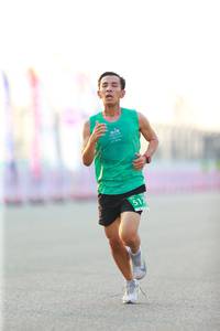 BIB: 517
                            <button type="button" onclick="openModal(10553852)" class="btn btn-primary btn-sm float-right btn-popup" data-toggle="modal" data-target=".modal-high-quality">
                        <i class="fas fa-shopping-cart"></i> Add to Cart
                    </button>
                                            <button type="button" onclick="isThisMe(10553852, true)" class="btn btn-success btn-sm float-right btn-popup btn-isme hidden" data-toggle="tooltip" data-placement="bottom" title="นี่คือรูปของคุณใช่ไหม คลิกที่นี่เพื่อเอาเข้าอัลบั้ม">
                        <i class="fas fa-plus"></i> Add to album
                    </button>
                    <button type="button" onclick="isThisMe(10553852, false)" class="btn btn-warning btn-sm float-right btn-popup btn-isnotme hidden">
                        <i class="fas fa-ban"></i> Remove from album
                    </button>