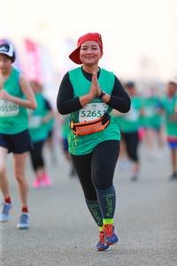 BIB: 0550, 5265
                            <button type="button" onclick="openModal(10557985)" class="btn btn-primary btn-sm float-right btn-popup" data-toggle="modal" data-target=".modal-high-quality">
                        <i class="fas fa-shopping-cart"></i> Add to Cart
                    </button>
                                            <button type="button" onclick="isThisMe(10557985, true)" class="btn btn-success btn-sm float-right btn-popup btn-isme hidden" data-toggle="tooltip" data-placement="bottom" title="นี่คือรูปของคุณใช่ไหม คลิกที่นี่เพื่อเอาเข้าอัลบั้ม">
                        <i class="fas fa-plus"></i> Add to album
                    </button>
                    <button type="button" onclick="isThisMe(10557985, false)" class="btn btn-warning btn-sm float-right btn-popup btn-isnotme hidden">
                        <i class="fas fa-ban"></i> Remove from album
                    </button>