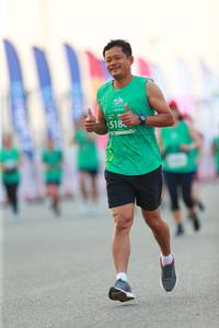 BIB: 518
                            <button type="button" onclick="openModal(10559089)" class="btn btn-primary btn-sm float-right btn-popup" data-toggle="modal" data-target=".modal-high-quality">
                        <i class="fas fa-shopping-cart"></i> Add to Cart
                    </button>
                                            <button type="button" onclick="isThisMe(10559089, true)" class="btn btn-success btn-sm float-right btn-popup btn-isme hidden" data-toggle="tooltip" data-placement="bottom" title="นี่คือรูปของคุณใช่ไหม คลิกที่นี่เพื่อเอาเข้าอัลบั้ม">
                        <i class="fas fa-plus"></i> Add to album
                    </button>
                    <button type="button" onclick="isThisMe(10559089, false)" class="btn btn-warning btn-sm float-right btn-popup btn-isnotme hidden">
                        <i class="fas fa-ban"></i> Remove from album
                    </button>