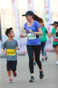 BIB: 52790, 53442
                            <button type="button" onclick="openModal(10559086)" class="btn btn-primary btn-sm float-right btn-popup" data-toggle="modal" data-target=".modal-high-quality">
                        <i class="fas fa-shopping-cart"></i> Add to Cart
                    </button>
                                            <button type="button" onclick="isThisMe(10559086, true)" class="btn btn-success btn-sm float-right btn-popup btn-isme hidden" data-toggle="tooltip" data-placement="bottom" title="นี่คือรูปของคุณใช่ไหม คลิกที่นี่เพื่อเอาเข้าอัลบั้ม">
                        <i class="fas fa-plus"></i> Add to album
                    </button>
                    <button type="button" onclick="isThisMe(10559086, false)" class="btn btn-warning btn-sm float-right btn-popup btn-isnotme hidden">
                        <i class="fas fa-ban"></i> Remove from album
                    </button>