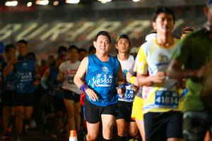 BIB: 45655, 559, 41834
                            <button type="button" onclick="openModal(11725979)" class="btn btn-primary btn-sm float-right btn-popup" data-toggle="modal" data-target=".modal-high-quality">
                        <i class="fas fa-shopping-cart"></i> Add to Cart
                    </button>
                                            <button type="button" onclick="isThisMe(11725979, true)" class="btn btn-success btn-sm float-right btn-popup btn-isme hidden" data-toggle="tooltip" data-placement="bottom" title="นี่คือรูปของคุณใช่ไหม คลิกที่นี่เพื่อเอาเข้าอัลบั้ม">
                        <i class="fas fa-plus"></i> Add to album
                    </button>
                    <button type="button" onclick="isThisMe(11725979, false)" class="btn btn-warning btn-sm float-right btn-popup btn-isnotme hidden">
                        <i class="fas fa-ban"></i> Remove from album
                    </button>