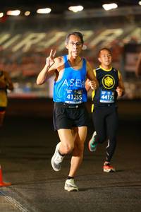 BIB: 4417, 41255
                            <button type="button" onclick="openModal(11721754)" class="btn btn-primary btn-sm float-right btn-popup" data-toggle="modal" data-target=".modal-high-quality">
                        <i class="fas fa-shopping-cart"></i> Add to Cart
                    </button>
                                            <button type="button" onclick="isThisMe(11721754, true)" class="btn btn-success btn-sm float-right btn-popup btn-isme hidden" data-toggle="tooltip" data-placement="bottom" title="นี่คือรูปของคุณใช่ไหม คลิกที่นี่เพื่อเอาเข้าอัลบั้ม">
                        <i class="fas fa-plus"></i> Add to album
                    </button>
                    <button type="button" onclick="isThisMe(11721754, false)" class="btn btn-warning btn-sm float-right btn-popup btn-isnotme hidden">
                        <i class="fas fa-ban"></i> Remove from album
                    </button>