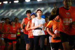 BIB: 81104, 23132, 819
                            <button type="button" onclick="openModal(11783996)" class="btn btn-primary btn-sm float-right btn-popup" data-toggle="modal" data-target=".modal-high-quality">
                        <i class="fas fa-shopping-cart"></i> Add to Cart
                    </button>
                                            <button type="button" onclick="isThisMe(11783996, true)" class="btn btn-success btn-sm float-right btn-popup btn-isme hidden" data-toggle="tooltip" data-placement="bottom" title="นี่คือรูปของคุณใช่ไหม คลิกที่นี่เพื่อเอาเข้าอัลบั้ม">
                        <i class="fas fa-plus"></i> Add to album
                    </button>
                    <button type="button" onclick="isThisMe(11783996, false)" class="btn btn-warning btn-sm float-right btn-popup btn-isnotme hidden">
                        <i class="fas fa-ban"></i> Remove from album
                    </button>
