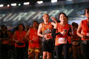 BIB: 078, 21376, 23638
                            <button type="button" onclick="openModal(11785128)" class="btn btn-primary btn-sm float-right btn-popup" data-toggle="modal" data-target=".modal-high-quality">
                        <i class="fas fa-shopping-cart"></i> Add to Cart
                    </button>
                                            <button type="button" onclick="isThisMe(11785128, true)" class="btn btn-success btn-sm float-right btn-popup btn-isme hidden" data-toggle="tooltip" data-placement="bottom" title="นี่คือรูปของคุณใช่ไหม คลิกที่นี่เพื่อเอาเข้าอัลบั้ม">
                        <i class="fas fa-plus"></i> Add to album
                    </button>
                    <button type="button" onclick="isThisMe(11785128, false)" class="btn btn-warning btn-sm float-right btn-popup btn-isnotme hidden">
                        <i class="fas fa-ban"></i> Remove from album
                    </button>