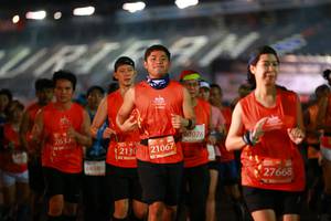 BIB: 076, 2637, 21067, 2130, 243, 27668
                            <button type="button" onclick="openModal(11795063)" class="btn btn-primary btn-sm float-right btn-popup" data-toggle="modal" data-target=".modal-high-quality">
                        <i class="fas fa-shopping-cart"></i> Add to Cart
                    </button>
                                            <button type="button" onclick="isThisMe(11795063, true)" class="btn btn-success btn-sm float-right btn-popup btn-isme hidden" data-toggle="tooltip" data-placement="bottom" title="นี่คือรูปของคุณใช่ไหม คลิกที่นี่เพื่อเอาเข้าอัลบั้ม">
                        <i class="fas fa-plus"></i> Add to album
                    </button>
                    <button type="button" onclick="isThisMe(11795063, false)" class="btn btn-warning btn-sm float-right btn-popup btn-isnotme hidden">
                        <i class="fas fa-ban"></i> Remove from album
                    </button>