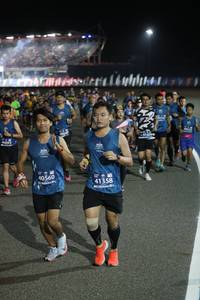 BIB: 093, 40560, 41358
                            <button type="button" onclick="openModal(11249173)" class="btn btn-primary btn-sm float-right btn-popup" data-toggle="modal" data-target=".modal-high-quality">
                        <i class="fas fa-shopping-cart"></i> Add to Cart
                    </button>
                                            <button type="button" onclick="isThisMe(11249173, true)" class="btn btn-success btn-sm float-right btn-popup btn-isme hidden" data-toggle="tooltip" data-placement="bottom" title="นี่คือรูปของคุณใช่ไหม คลิกที่นี่เพื่อเอาเข้าอัลบั้ม">
                        <i class="fas fa-plus"></i> Add to album
                    </button>
                    <button type="button" onclick="isThisMe(11249173, false)" class="btn btn-warning btn-sm float-right btn-popup btn-isnotme hidden">
                        <i class="fas fa-ban"></i> Remove from album
                    </button>