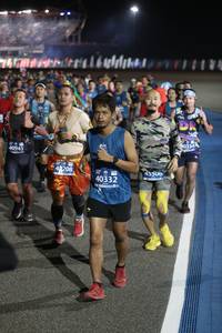 BIB: 0334, 40943, 4208, 45500, 40332
                            <button type="button" onclick="openModal(11250556)" class="btn btn-primary btn-sm float-right btn-popup" data-toggle="modal" data-target=".modal-high-quality">
                        <i class="fas fa-shopping-cart"></i> Add to Cart
                    </button>
                                            <button type="button" onclick="isThisMe(11250556, true)" class="btn btn-success btn-sm float-right btn-popup btn-isme hidden" data-toggle="tooltip" data-placement="bottom" title="นี่คือรูปของคุณใช่ไหม คลิกที่นี่เพื่อเอาเข้าอัลบั้ม">
                        <i class="fas fa-plus"></i> Add to album
                    </button>
                    <button type="button" onclick="isThisMe(11250556, false)" class="btn btn-warning btn-sm float-right btn-popup btn-isnotme hidden">
                        <i class="fas fa-ban"></i> Remove from album
                    </button>