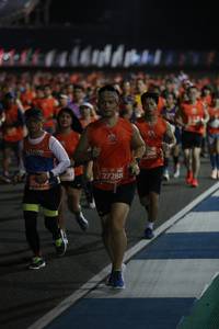 BIB: 106, 27288, 200
                            <button type="button" onclick="openModal(11284539)" class="btn btn-primary btn-sm float-right btn-popup" data-toggle="modal" data-target=".modal-high-quality">
                        <i class="fas fa-shopping-cart"></i> Add to Cart
                    </button>
                                            <button type="button" onclick="isThisMe(11284539, true)" class="btn btn-success btn-sm float-right btn-popup btn-isme hidden" data-toggle="tooltip" data-placement="bottom" title="นี่คือรูปของคุณใช่ไหม คลิกที่นี่เพื่อเอาเข้าอัลบั้ม">
                        <i class="fas fa-plus"></i> Add to album
                    </button>
                    <button type="button" onclick="isThisMe(11284539, false)" class="btn btn-warning btn-sm float-right btn-popup btn-isnotme hidden">
                        <i class="fas fa-ban"></i> Remove from album
                    </button>