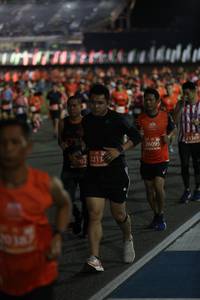 BIB: 21369, 26095, 2213
                            <button type="button" onclick="openModal(11282135)" class="btn btn-primary btn-sm float-right btn-popup" data-toggle="modal" data-target=".modal-high-quality">
                        <i class="fas fa-shopping-cart"></i> Add to Cart
                    </button>
                                            <button type="button" onclick="isThisMe(11282135, true)" class="btn btn-success btn-sm float-right btn-popup btn-isme hidden" data-toggle="tooltip" data-placement="bottom" title="นี่คือรูปของคุณใช่ไหม คลิกที่นี่เพื่อเอาเข้าอัลบั้ม">
                        <i class="fas fa-plus"></i> Add to album
                    </button>
                    <button type="button" onclick="isThisMe(11282135, false)" class="btn btn-warning btn-sm float-right btn-popup btn-isnotme hidden">
                        <i class="fas fa-ban"></i> Remove from album
                    </button>