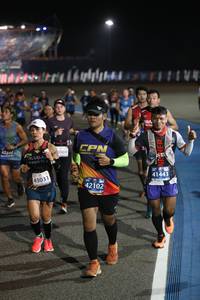 BIB: 069, 41443, 43031, 42102
                            <button type="button" onclick="openModal(11248675)" class="btn btn-primary btn-sm float-right btn-popup" data-toggle="modal" data-target=".modal-high-quality">
                        <i class="fas fa-shopping-cart"></i> Add to Cart
                    </button>
                                            <button type="button" onclick="isThisMe(11248675, true)" class="btn btn-success btn-sm float-right btn-popup btn-isme hidden" data-toggle="tooltip" data-placement="bottom" title="นี่คือรูปของคุณใช่ไหม คลิกที่นี่เพื่อเอาเข้าอัลบั้ม">
                        <i class="fas fa-plus"></i> Add to album
                    </button>
                    <button type="button" onclick="isThisMe(11248675, false)" class="btn btn-warning btn-sm float-right btn-popup btn-isnotme hidden">
                        <i class="fas fa-ban"></i> Remove from album
                    </button>