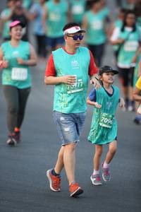 BIB: 7096
                            <button type="button" onclick="openModal(10511307)" class="btn btn-primary btn-sm float-right btn-popup" data-toggle="modal" data-target=".modal-high-quality">
                        <i class="fas fa-shopping-cart"></i> Add to Cart
                    </button>
                                            <button type="button" onclick="isThisMe(10511307, true)" class="btn btn-success btn-sm float-right btn-popup btn-isme hidden" data-toggle="tooltip" data-placement="bottom" title="นี่คือรูปของคุณใช่ไหม คลิกที่นี่เพื่อเอาเข้าอัลบั้ม">
                        <i class="fas fa-plus"></i> Add to album
                    </button>
                    <button type="button" onclick="isThisMe(10511307, false)" class="btn btn-warning btn-sm float-right btn-popup btn-isnotme hidden">
                        <i class="fas fa-ban"></i> Remove from album
                    </button>