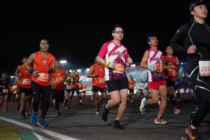 BIB: 233, 3000, 20161, 257
                            <button type="button" onclick="openModal(11357993)" class="btn btn-primary btn-sm float-right btn-popup" data-toggle="modal" data-target=".modal-high-quality">
                        <i class="fas fa-shopping-cart"></i> Add to Cart
                    </button>
                                            <button type="button" onclick="isThisMe(11357993, true)" class="btn btn-success btn-sm float-right btn-popup btn-isme hidden" data-toggle="tooltip" data-placement="bottom" title="นี่คือรูปของคุณใช่ไหม คลิกที่นี่เพื่อเอาเข้าอัลบั้ม">
                        <i class="fas fa-plus"></i> Add to album
                    </button>
                    <button type="button" onclick="isThisMe(11357993, false)" class="btn btn-warning btn-sm float-right btn-popup btn-isnotme hidden">
                        <i class="fas fa-ban"></i> Remove from album
                    </button>