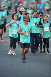 BIB: 52929, 5318, 953
                            <button type="button" onclick="openModal(10511871)" class="btn btn-primary btn-sm float-right btn-popup" data-toggle="modal" data-target=".modal-high-quality">
                        <i class="fas fa-shopping-cart"></i> Add to Cart
                    </button>
                                            <button type="button" onclick="isThisMe(10511871, true)" class="btn btn-success btn-sm float-right btn-popup btn-isme hidden" data-toggle="tooltip" data-placement="bottom" title="นี่คือรูปของคุณใช่ไหม คลิกที่นี่เพื่อเอาเข้าอัลบั้ม">
                        <i class="fas fa-plus"></i> Add to album
                    </button>
                    <button type="button" onclick="isThisMe(10511871, false)" class="btn btn-warning btn-sm float-right btn-popup btn-isnotme hidden">
                        <i class="fas fa-ban"></i> Remove from album
                    </button>
