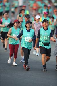 BIB: 51767, 5322
                            <button type="button" onclick="openModal(10508271)" class="btn btn-primary btn-sm float-right btn-popup" data-toggle="modal" data-target=".modal-high-quality">
                        <i class="fas fa-shopping-cart"></i> Add to Cart
                    </button>
                                            <button type="button" onclick="isThisMe(10508271, true)" class="btn btn-success btn-sm float-right btn-popup btn-isme hidden" data-toggle="tooltip" data-placement="bottom" title="นี่คือรูปของคุณใช่ไหม คลิกที่นี่เพื่อเอาเข้าอัลบั้ม">
                        <i class="fas fa-plus"></i> Add to album
                    </button>
                    <button type="button" onclick="isThisMe(10508271, false)" class="btn btn-warning btn-sm float-right btn-popup btn-isnotme hidden">
                        <i class="fas fa-ban"></i> Remove from album
                    </button>