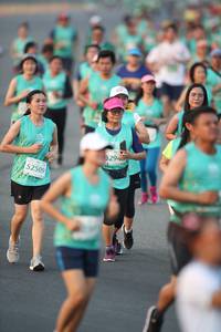 BIB: 52943, 52509
                            <button type="button" onclick="openModal(10507443)" class="btn btn-primary btn-sm float-right btn-popup" data-toggle="modal" data-target=".modal-high-quality">
                        <i class="fas fa-shopping-cart"></i> Add to Cart
                    </button>
                                            <button type="button" onclick="isThisMe(10507443, true)" class="btn btn-success btn-sm float-right btn-popup btn-isme hidden" data-toggle="tooltip" data-placement="bottom" title="นี่คือรูปของคุณใช่ไหม คลิกที่นี่เพื่อเอาเข้าอัลบั้ม">
                        <i class="fas fa-plus"></i> Add to album
                    </button>
                    <button type="button" onclick="isThisMe(10507443, false)" class="btn btn-warning btn-sm float-right btn-popup btn-isnotme hidden">
                        <i class="fas fa-ban"></i> Remove from album
                    </button>