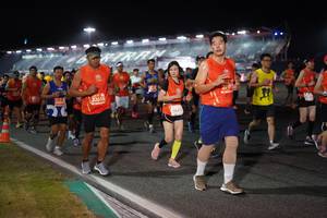 BIB: 22655, 27492, 2847
                            <button type="button" onclick="openModal(11372924)" class="btn btn-primary btn-sm float-right btn-popup" data-toggle="modal" data-target=".modal-high-quality">
                        <i class="fas fa-shopping-cart"></i> Add to Cart
                    </button>
                                            <button type="button" onclick="isThisMe(11372924, true)" class="btn btn-success btn-sm float-right btn-popup btn-isme hidden" data-toggle="tooltip" data-placement="bottom" title="นี่คือรูปของคุณใช่ไหม คลิกที่นี่เพื่อเอาเข้าอัลบั้ม">
                        <i class="fas fa-plus"></i> Add to album
                    </button>
                    <button type="button" onclick="isThisMe(11372924, false)" class="btn btn-warning btn-sm float-right btn-popup btn-isnotme hidden">
                        <i class="fas fa-ban"></i> Remove from album
                    </button>