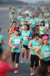 BIB: 80241, 52867
                            <button type="button" onclick="openModal(10507807)" class="btn btn-primary btn-sm float-right btn-popup" data-toggle="modal" data-target=".modal-high-quality">
                        <i class="fas fa-shopping-cart"></i> Add to Cart
                    </button>
                                            <button type="button" onclick="isThisMe(10507807, true)" class="btn btn-success btn-sm float-right btn-popup btn-isme hidden" data-toggle="tooltip" data-placement="bottom" title="นี่คือรูปของคุณใช่ไหม คลิกที่นี่เพื่อเอาเข้าอัลบั้ม">
                        <i class="fas fa-plus"></i> Add to album
                    </button>
                    <button type="button" onclick="isThisMe(10507807, false)" class="btn btn-warning btn-sm float-right btn-popup btn-isnotme hidden">
                        <i class="fas fa-ban"></i> Remove from album
                    </button>