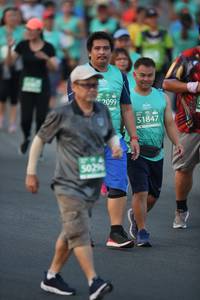 BIB: 2099, 51847, 502
                            <button type="button" onclick="openModal(10510653)" class="btn btn-primary btn-sm float-right btn-popup" data-toggle="modal" data-target=".modal-high-quality">
                        <i class="fas fa-shopping-cart"></i> Add to Cart
                    </button>
                                            <button type="button" onclick="isThisMe(10510653, true)" class="btn btn-success btn-sm float-right btn-popup btn-isme hidden" data-toggle="tooltip" data-placement="bottom" title="นี่คือรูปของคุณใช่ไหม คลิกที่นี่เพื่อเอาเข้าอัลบั้ม">
                        <i class="fas fa-plus"></i> Add to album
                    </button>
                    <button type="button" onclick="isThisMe(10510653, false)" class="btn btn-warning btn-sm float-right btn-popup btn-isnotme hidden">
                        <i class="fas fa-ban"></i> Remove from album
                    </button>