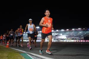 BIB: 0835, 2079
                            <button type="button" onclick="openModal(11338918)" class="btn btn-primary btn-sm float-right btn-popup" data-toggle="modal" data-target=".modal-high-quality">
                        <i class="fas fa-shopping-cart"></i> Add to Cart
                    </button>
                                            <button type="button" onclick="isThisMe(11338918, true)" class="btn btn-success btn-sm float-right btn-popup btn-isme hidden" data-toggle="tooltip" data-placement="bottom" title="นี่คือรูปของคุณใช่ไหม คลิกที่นี่เพื่อเอาเข้าอัลบั้ม">
                        <i class="fas fa-plus"></i> Add to album
                    </button>
                    <button type="button" onclick="isThisMe(11338918, false)" class="btn btn-warning btn-sm float-right btn-popup btn-isnotme hidden">
                        <i class="fas fa-ban"></i> Remove from album
                    </button>