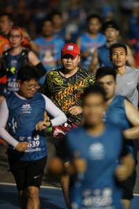 BIB: 421, 039
                            <button type="button" onclick="openModal(11302515)" class="btn btn-primary btn-sm float-right btn-popup" data-toggle="modal" data-target=".modal-high-quality">
                        <i class="fas fa-shopping-cart"></i> Add to Cart
                    </button>
                                            <button type="button" onclick="isThisMe(11302515, true)" class="btn btn-success btn-sm float-right btn-popup btn-isme hidden" data-toggle="tooltip" data-placement="bottom" title="นี่คือรูปของคุณใช่ไหม คลิกที่นี่เพื่อเอาเข้าอัลบั้ม">
                        <i class="fas fa-plus"></i> Add to album
                    </button>
                    <button type="button" onclick="isThisMe(11302515, false)" class="btn btn-warning btn-sm float-right btn-popup btn-isnotme hidden">
                        <i class="fas fa-ban"></i> Remove from album
                    </button>