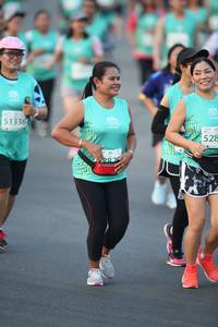 BIB: 51336, 528
                            <button type="button" onclick="openModal(10511604)" class="btn btn-primary btn-sm float-right btn-popup" data-toggle="modal" data-target=".modal-high-quality">
                        <i class="fas fa-shopping-cart"></i> Add to Cart
                    </button>
                                            <button type="button" onclick="isThisMe(10511604, true)" class="btn btn-success btn-sm float-right btn-popup btn-isme hidden" data-toggle="tooltip" data-placement="bottom" title="นี่คือรูปของคุณใช่ไหม คลิกที่นี่เพื่อเอาเข้าอัลบั้ม">
                        <i class="fas fa-plus"></i> Add to album
                    </button>
                    <button type="button" onclick="isThisMe(10511604, false)" class="btn btn-warning btn-sm float-right btn-popup btn-isnotme hidden">
                        <i class="fas fa-ban"></i> Remove from album
                    </button>