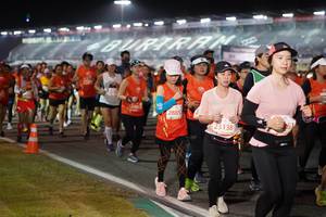 BIB: 251, 2885, 23138
                            <button type="button" onclick="openModal(11378238)" class="btn btn-primary btn-sm float-right btn-popup" data-toggle="modal" data-target=".modal-high-quality">
                        <i class="fas fa-shopping-cart"></i> Add to Cart
                    </button>
                                            <button type="button" onclick="isThisMe(11378238, true)" class="btn btn-success btn-sm float-right btn-popup btn-isme hidden" data-toggle="tooltip" data-placement="bottom" title="นี่คือรูปของคุณใช่ไหม คลิกที่นี่เพื่อเอาเข้าอัลบั้ม">
                        <i class="fas fa-plus"></i> Add to album
                    </button>
                    <button type="button" onclick="isThisMe(11378238, false)" class="btn btn-warning btn-sm float-right btn-popup btn-isnotme hidden">
                        <i class="fas fa-ban"></i> Remove from album
                    </button>